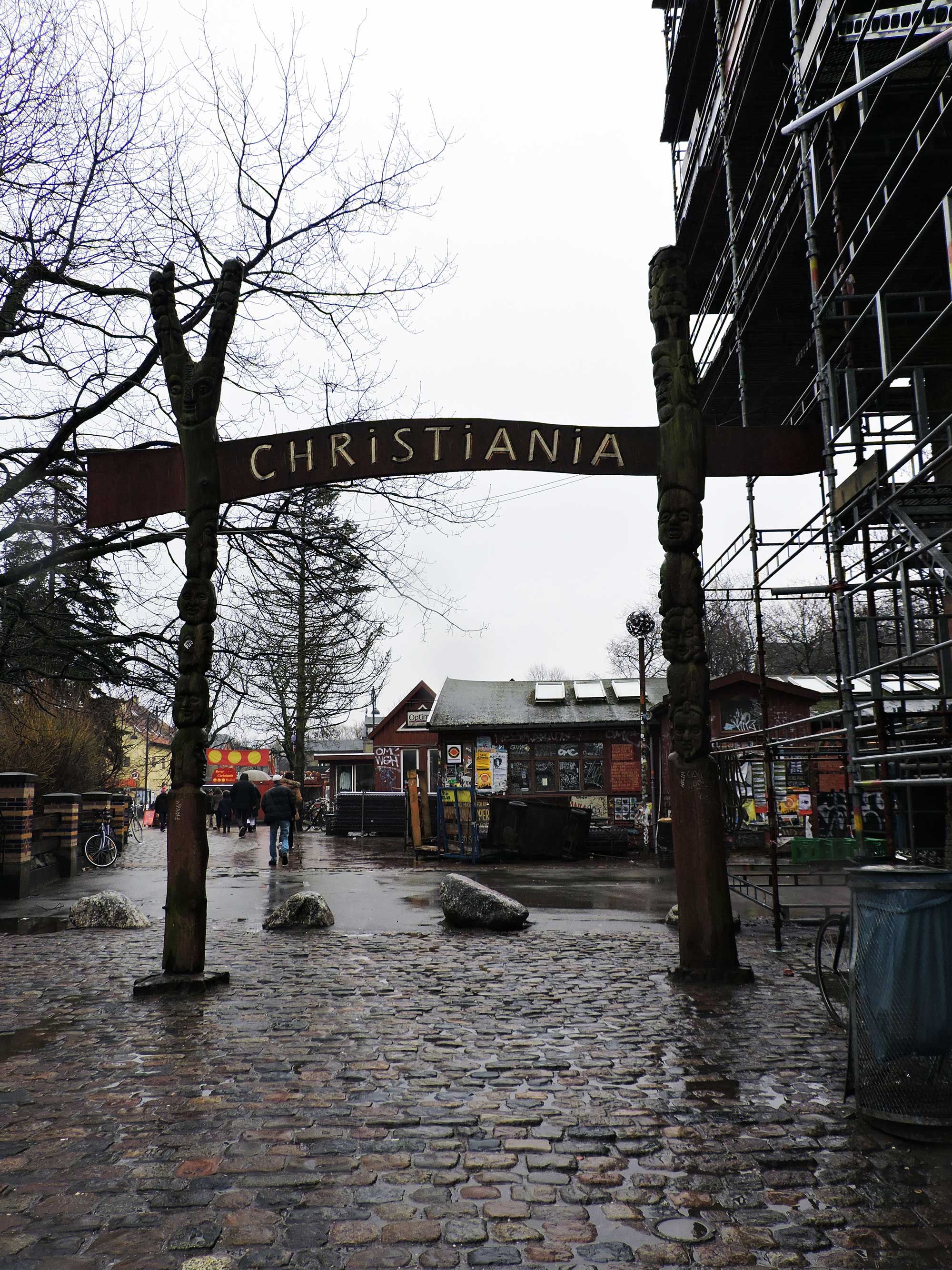 Freetown Christiania archway