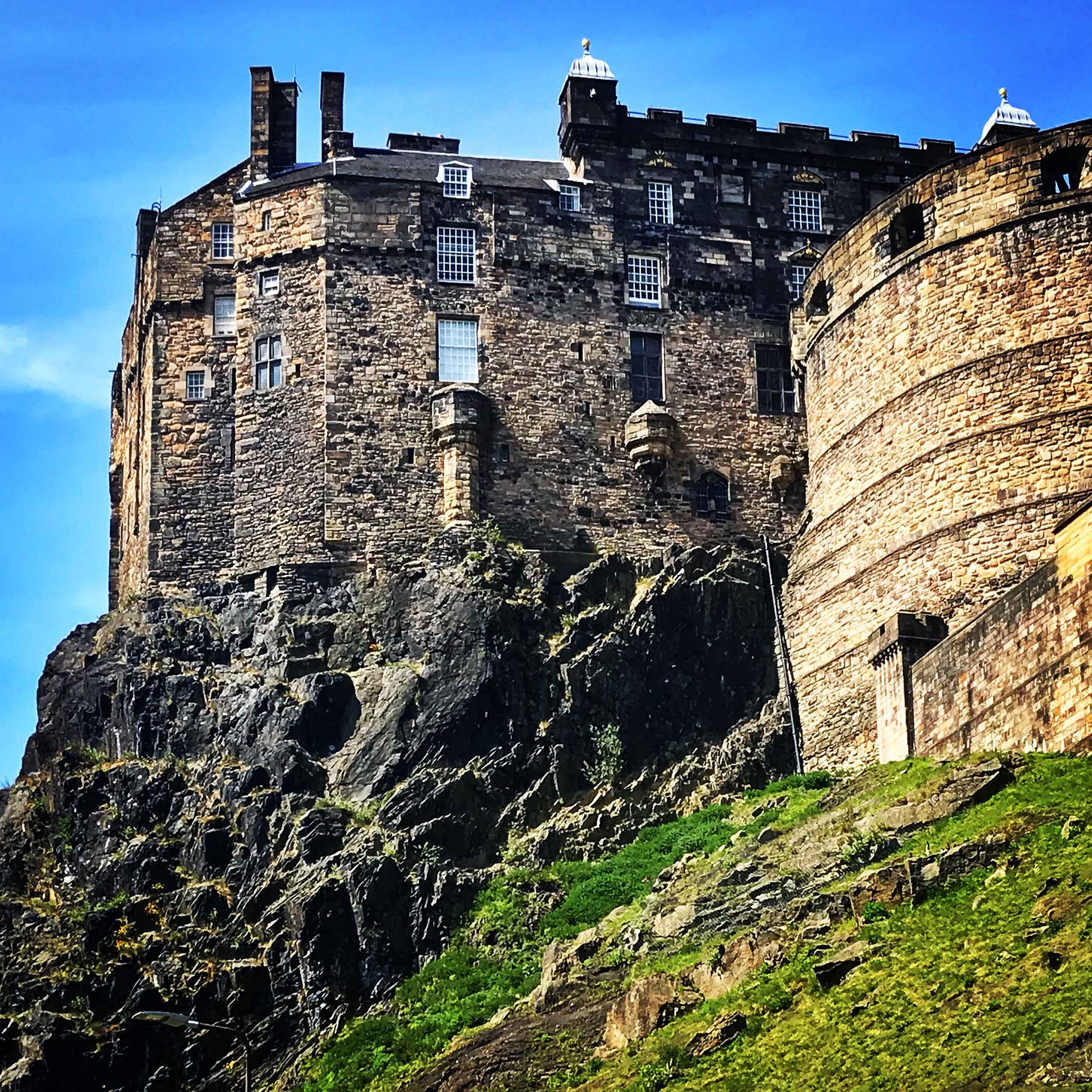 edinburgh castle in scotland