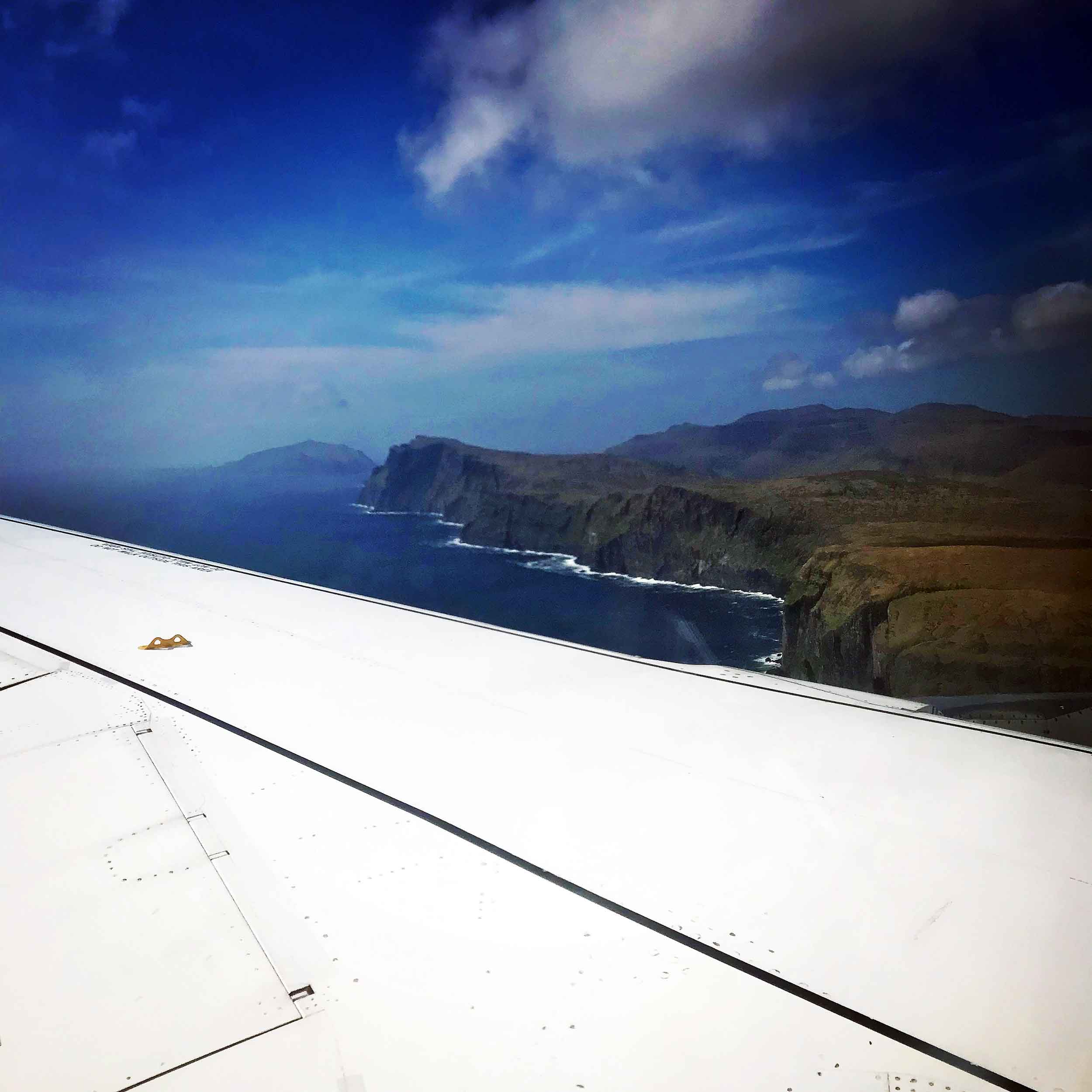 flight into torshavn