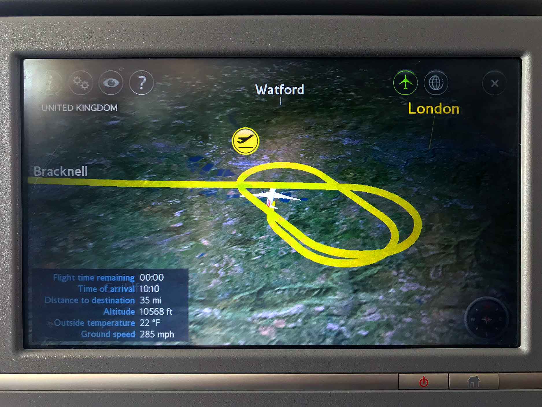 flight path while circling heathrow