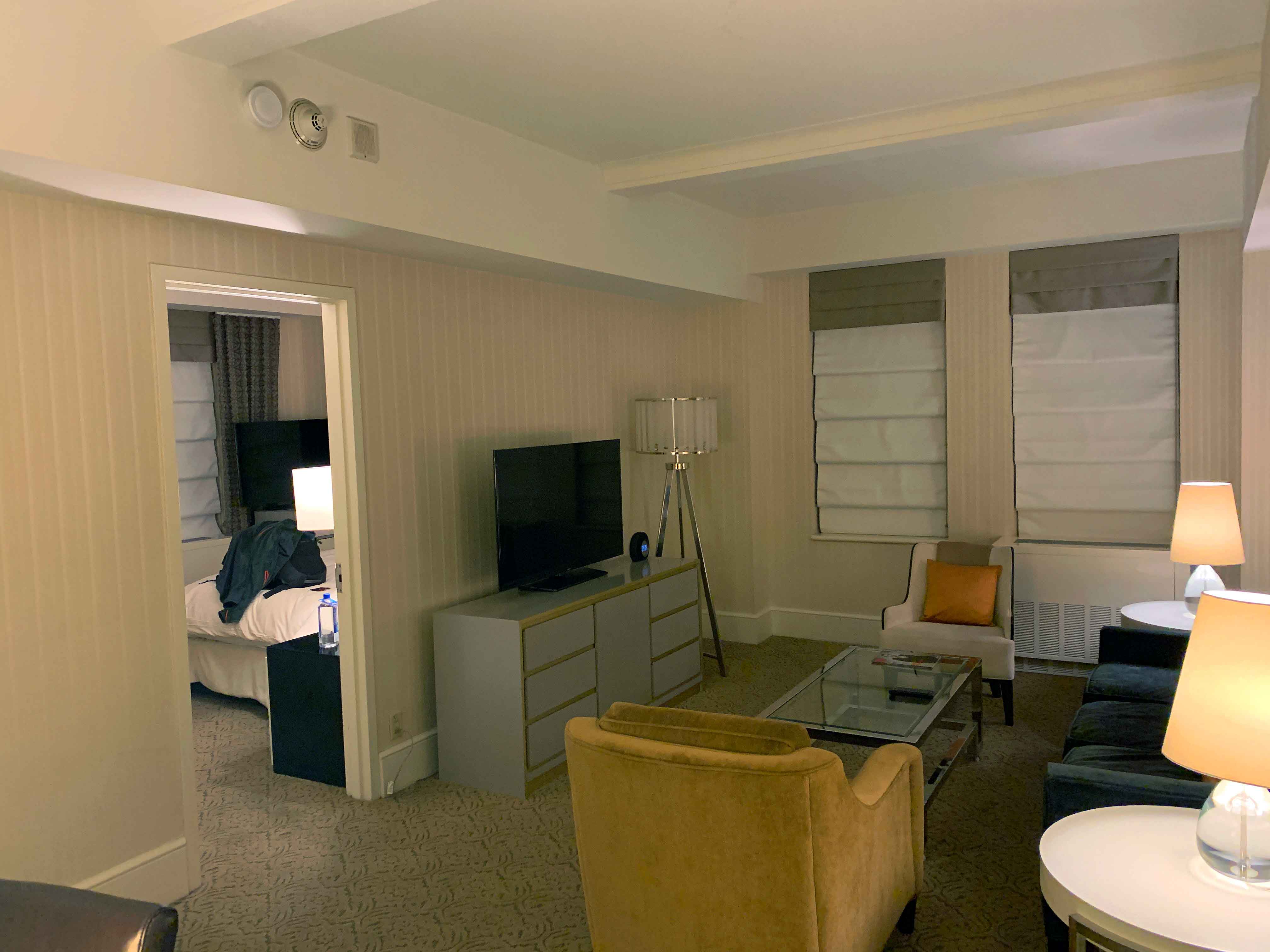 New York hotel room