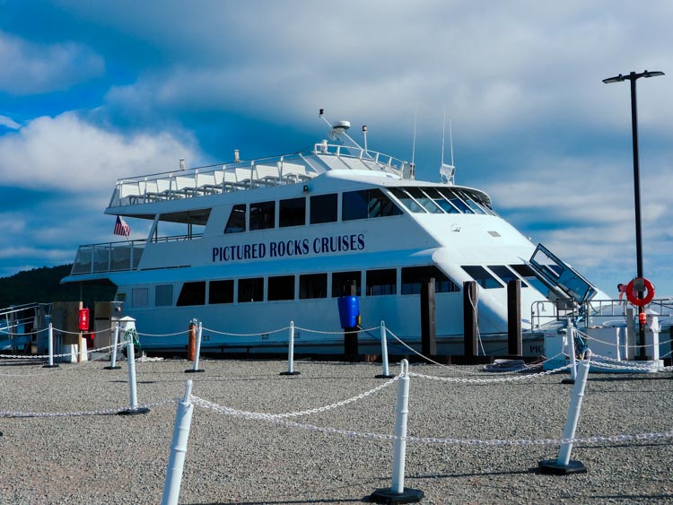 Pictured Rocks Cruises boat