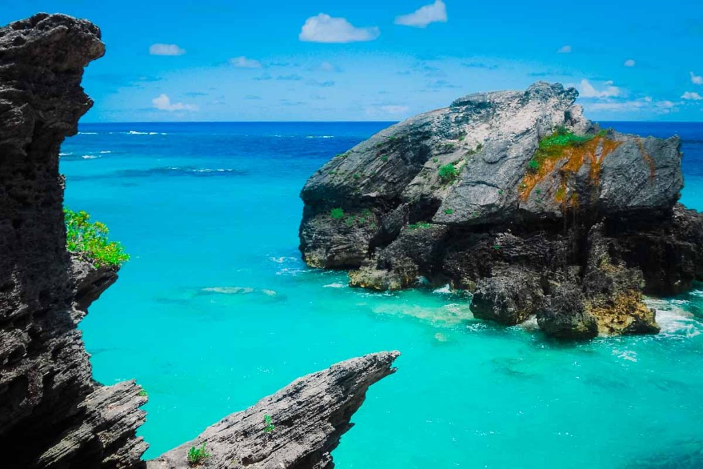 Tobacco Bay in Bermuda, one of the best (sort of) Caribbean islands to visit