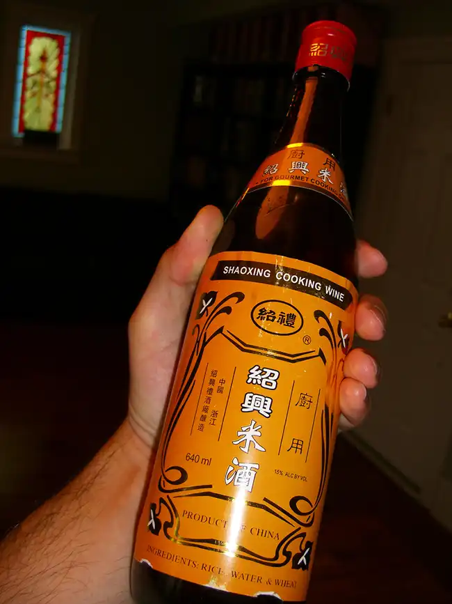A bottle of shaoxing, one of Taiwan's best Asian drinks 