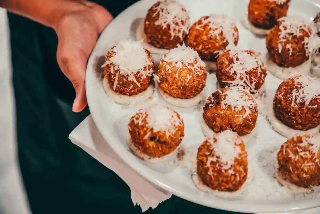 bombas in barcelona spain