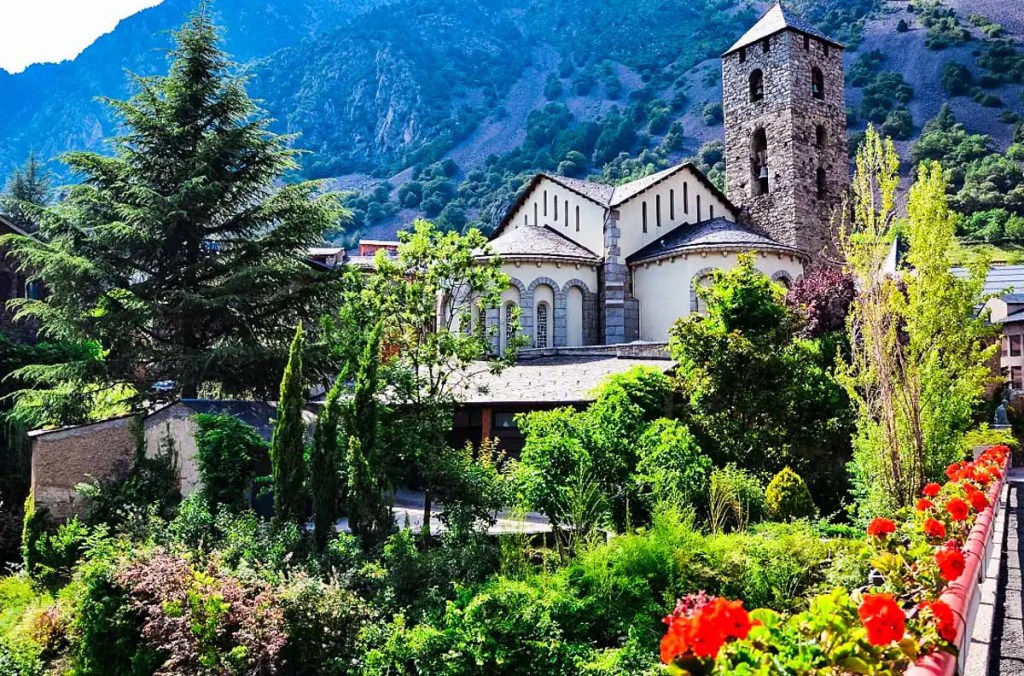 things to do in andorra churches